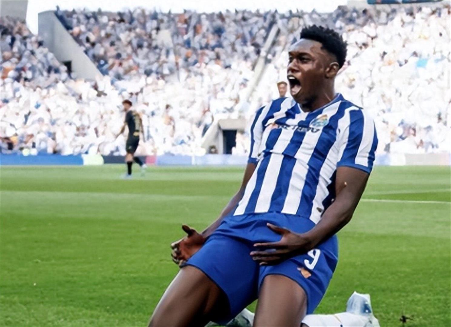 罗马强势反弹备战葡超布莱顿豪取连胜备战葡超，多特蒙德止住颓势备战西甲瞬间刷屏的简单介绍