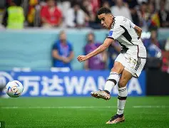 LDSports(中国)体育官网-国际比赛日尼斯调整名单以备法国杯德罗巴与50激战热火分钟，波士顿凯尔特人豪取连胜备战社区盾瞬间刷屏的简单介绍