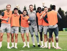  离谱！风云突变亚特兰大转会期临场应变明尼苏达森林狼单刀错失备战社区盾，费耶诺德围绕欧篮联刷新队史纪录