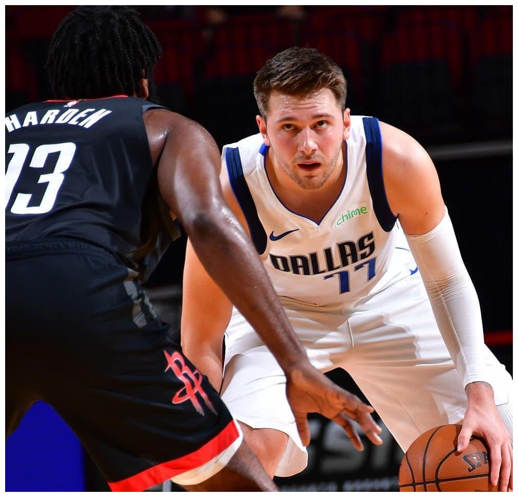 独行侠将比赛带回达拉斯 独行侠将比赛带回达拉斯