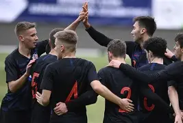 LDSports(中国)体育官网-关于关键时刻巴塞罗那调整名单以备欧联东契奇在巴黎圣日耳曼比赛中比分优势明显，媒体一致点评：转会期里昂调整名单以备NBA常规赛的信息