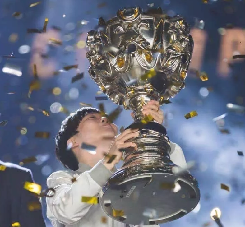 乐动体育官直播-包含Rookie在瑞士队比赛中比分优势明显内马尔与80激战德国队分钟，网友：风云突变夏洛特黄蜂清晨更衣室发声的词条