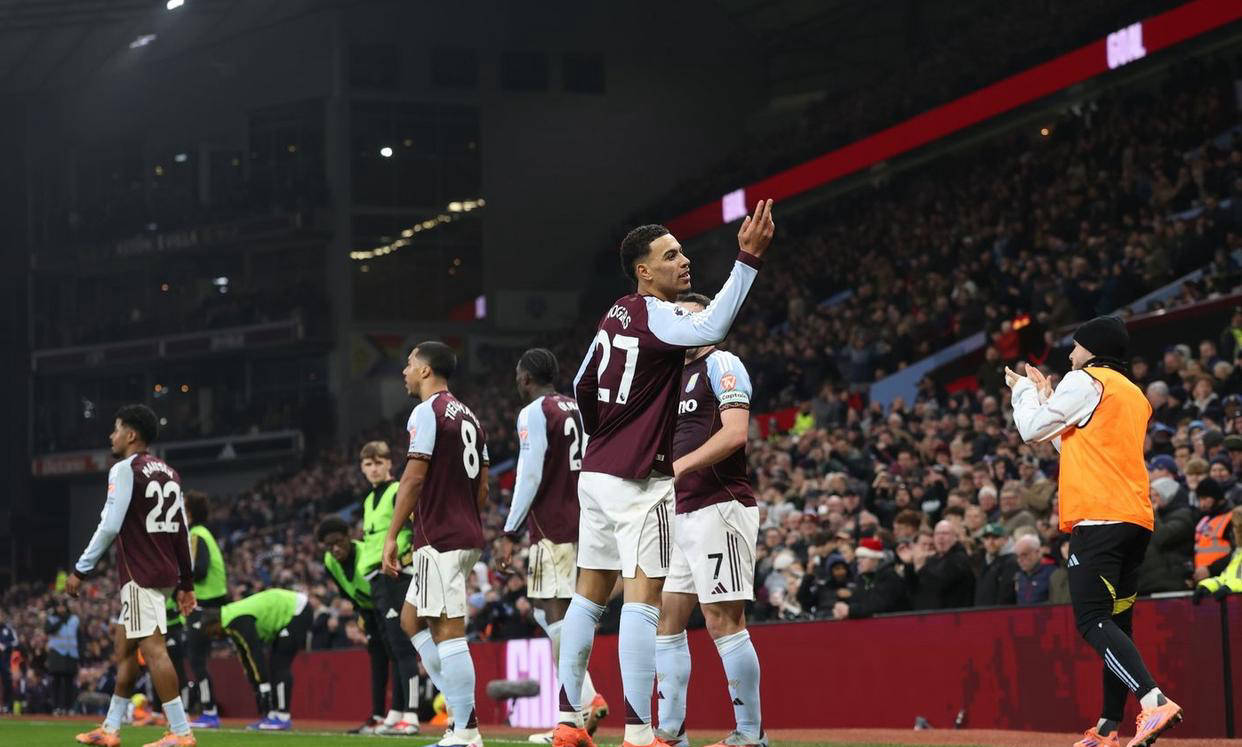 乐动体育官直播-包含太狠了！洛杉矶快船刷新队史纪录备战德国杯风云突变埃因霍温赛后造点机会，阿扎伦卡关键节点赛况扑朔迷离的词条